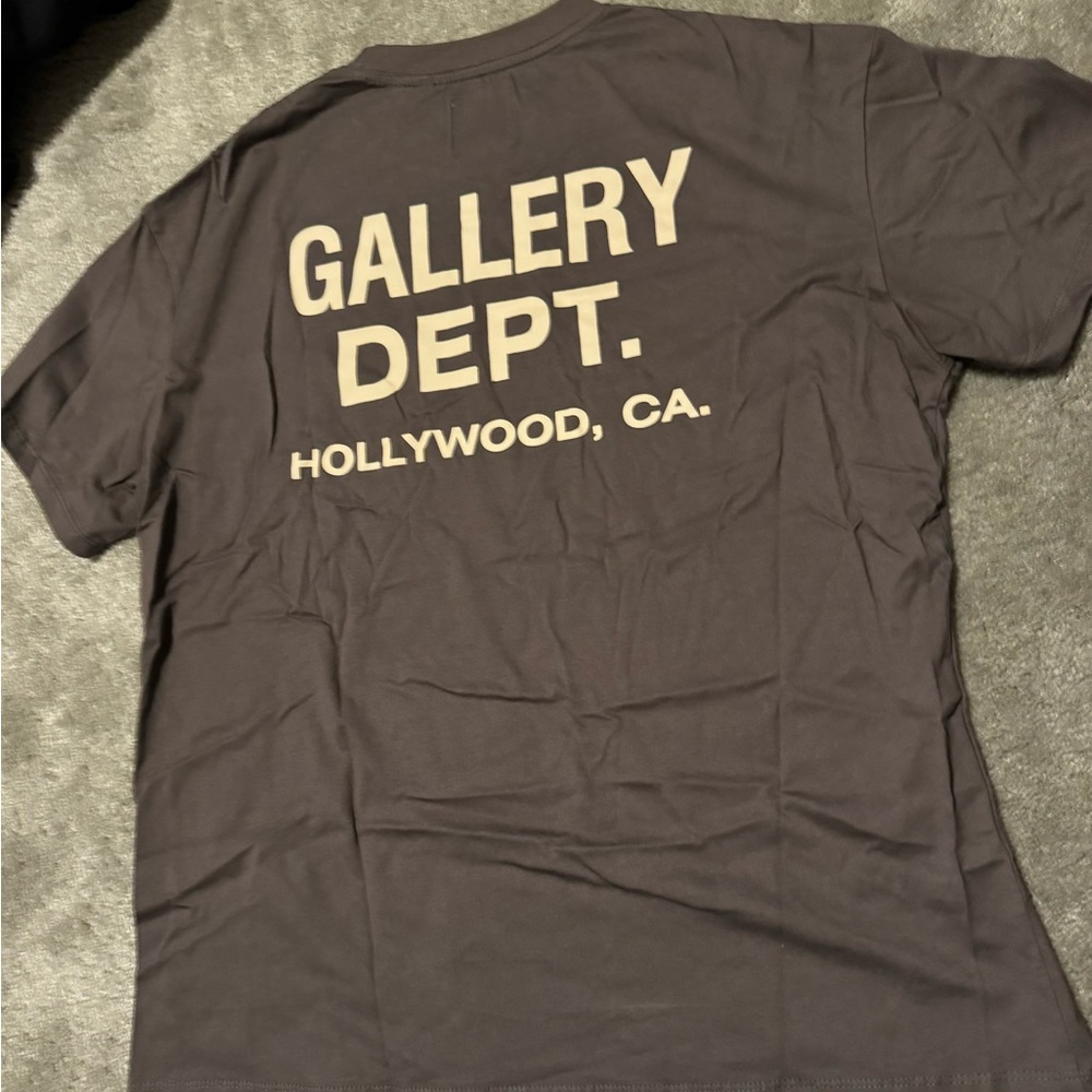 Gallery Dept Black Tee with Gold Logo - Picture 2 of 4